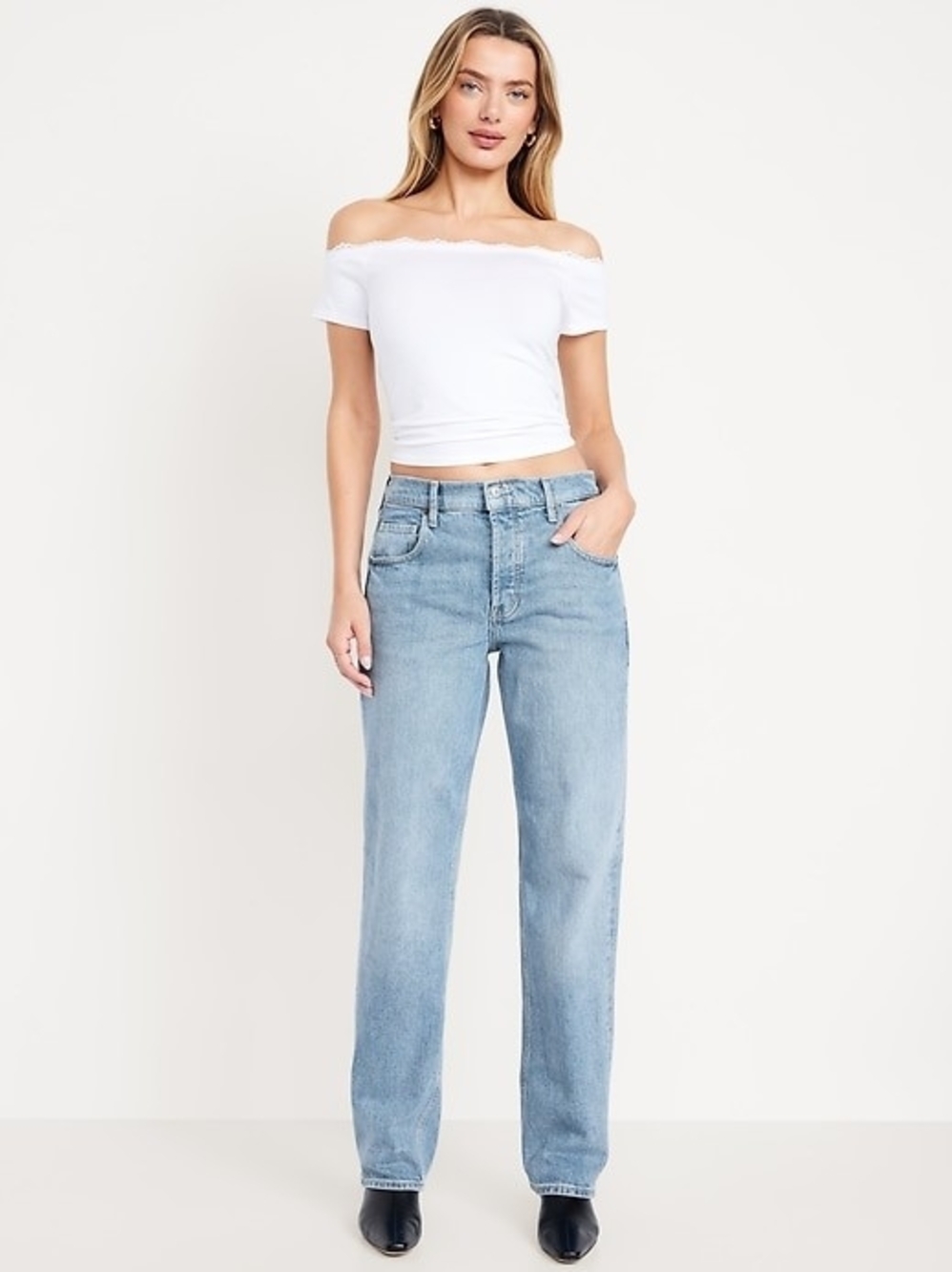 Old Navy Mid-Rise Slouchy Straight Jeans – Size 14 Regular – Light Wash – New